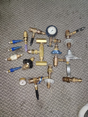 Lot baloon helium tank valves - lot,